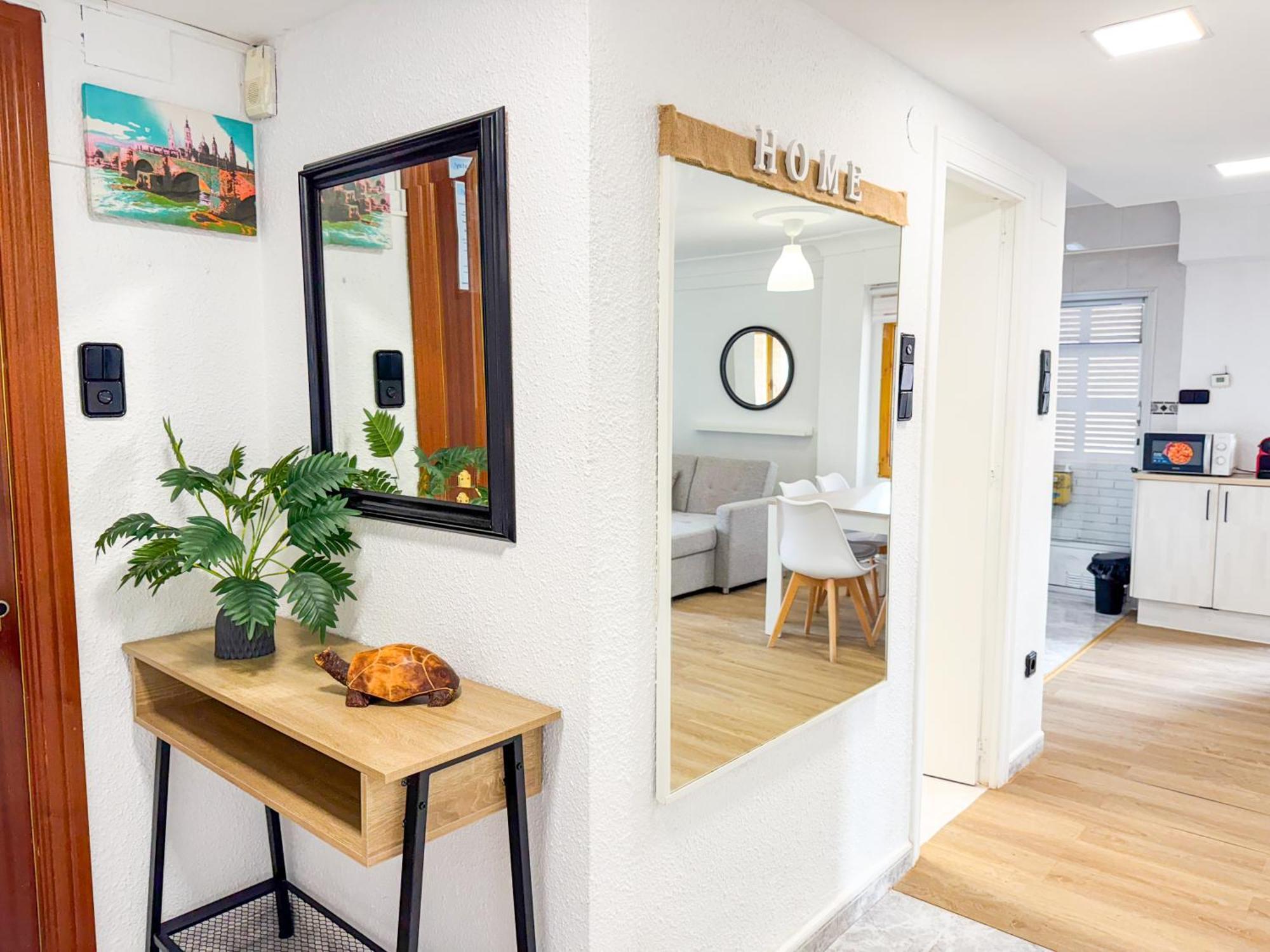 El Aguila Del Pilar Comotucasa Apartment Zaragoza
